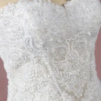 Luxury pearled lace strapless wedding dress 4